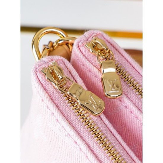 LV Pochette