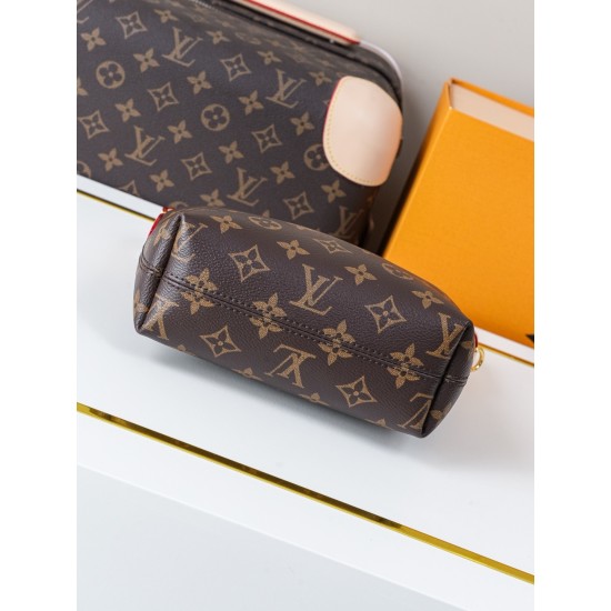 LV Pochette