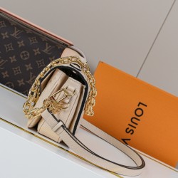 LV Pochette