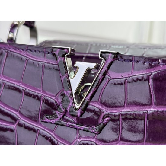 LV Capucines
