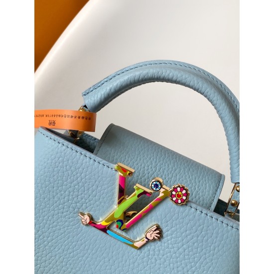 LV Capucines
