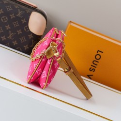 LV Pochette