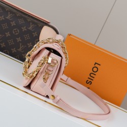 LV Pochette