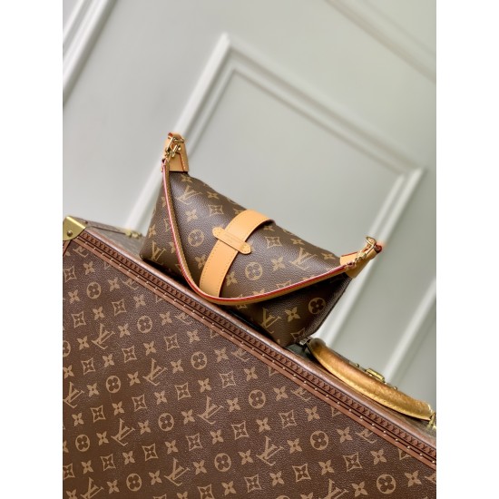 LV Pochette
