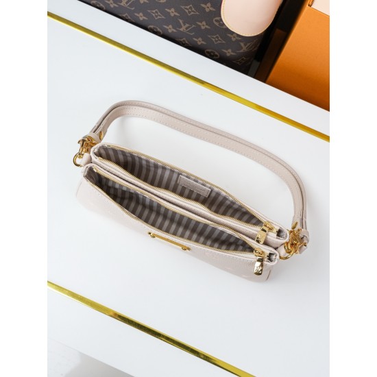 LV Pochette