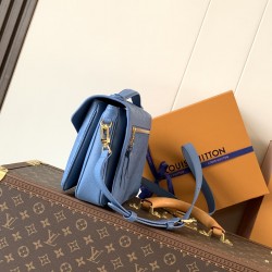LV Pochette