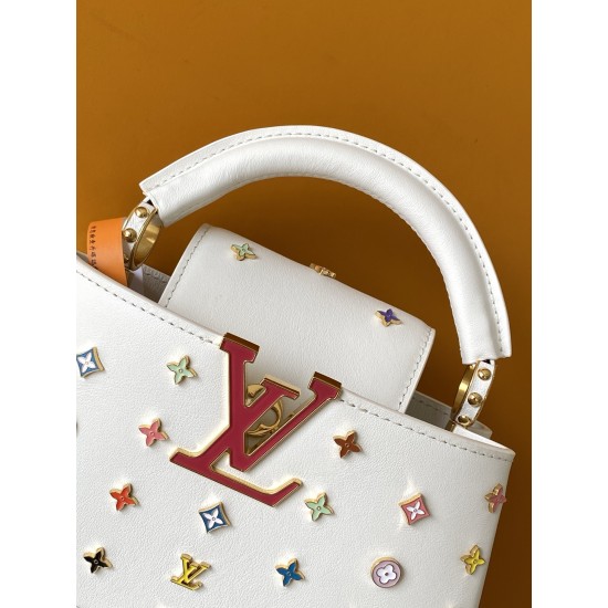 LV Capucines
