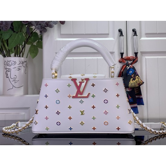 LV Capucines