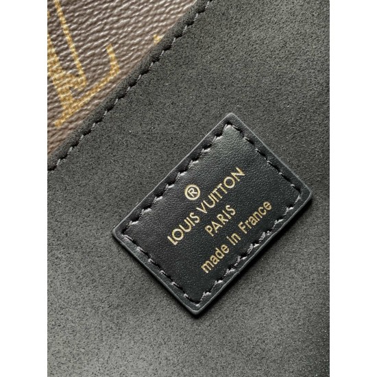 LV Pochette
