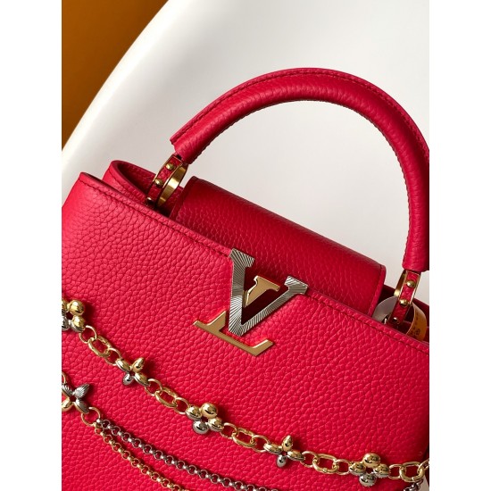 LV Capucines