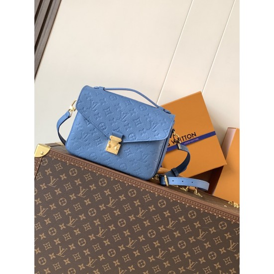 LV Pochette