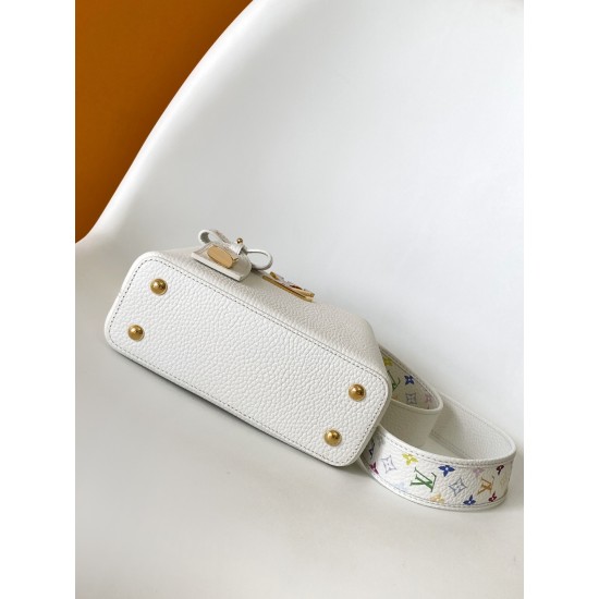 LV Capucines