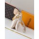 LV Pochette