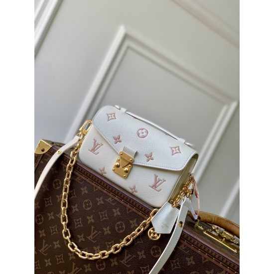 LV Pochette