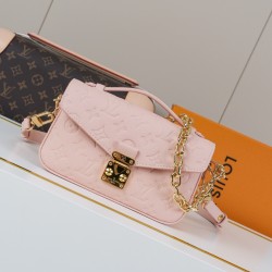 LV Pochette