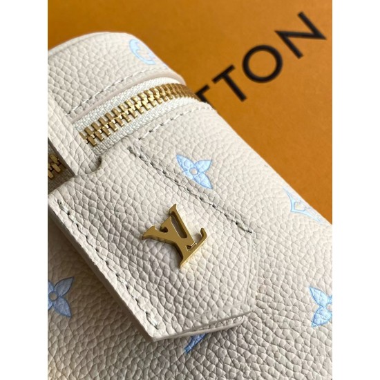LV Pouch