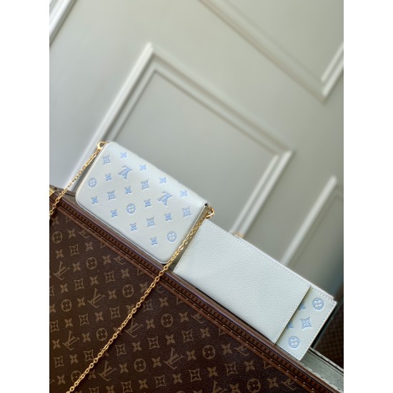 LV Pochette
