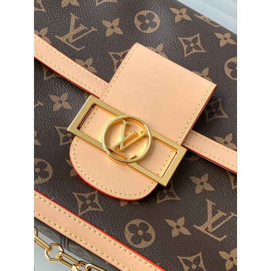 【动态变码芯片 加强版】M47149本款 Dauphine Soft 大号手袋以 Monogram 帆布裁出柔软构型，亮相于 2024 春夏秀场。搭配牛皮革饰边，确保舒适手提。Dauphine 手袋经典元素在此悉数呈现，包括矩形锁扣上的 LV Circle 标识、可拆卸链带与肩带。28.0 x 20.0 x 11.0 厘米 (长 x 高 x 宽)