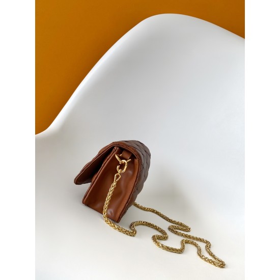 LV Twist