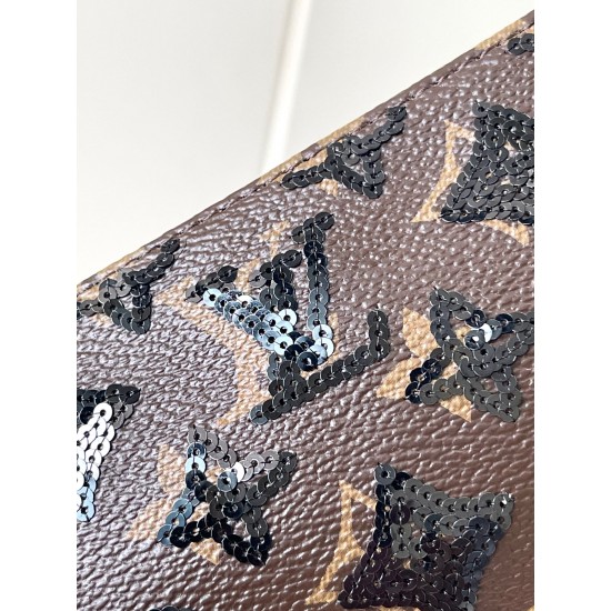 LV Pochette