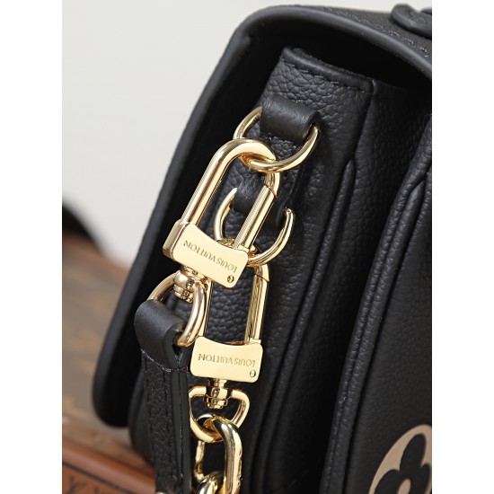 LV Pochette