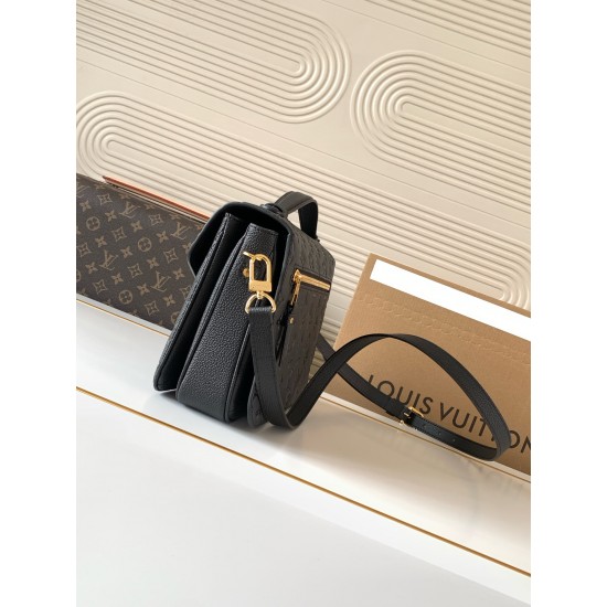 LV Pochette