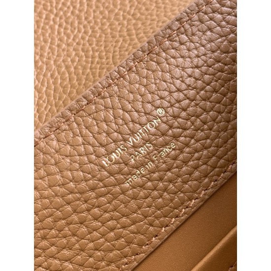 LV Capucines