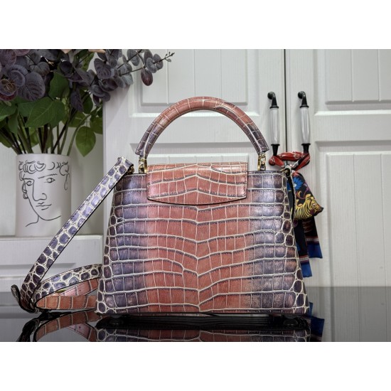 LV Capucines
