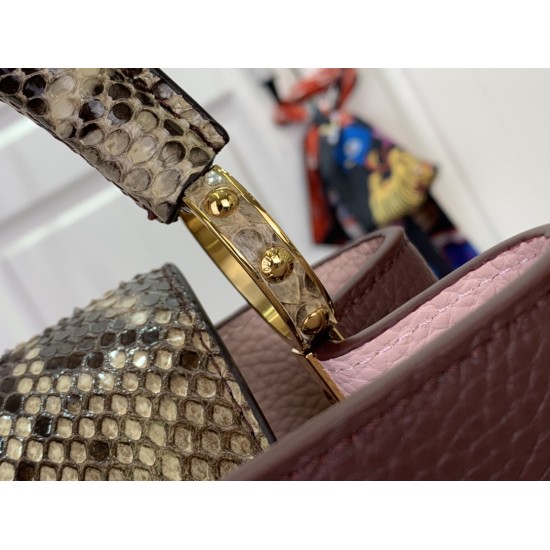 LV Capucines