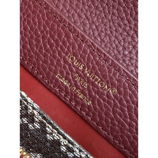 LV Capucines