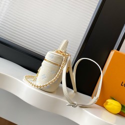 LV Pouch