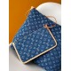 LV Coussin