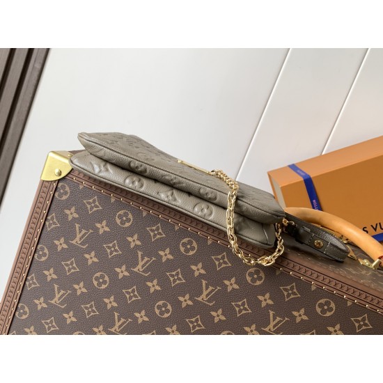 LV Pochette
