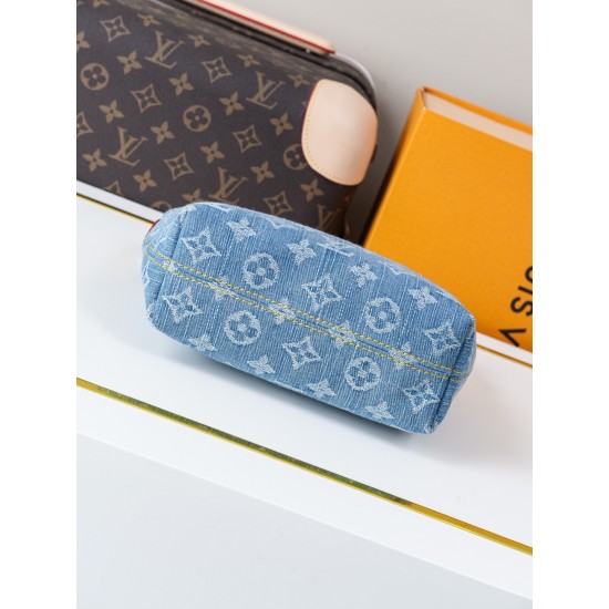 LV Pochette