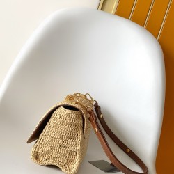 LV Twist