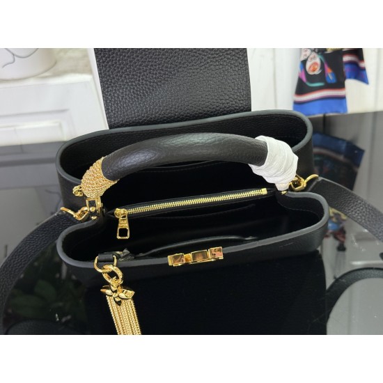 LV Capucines