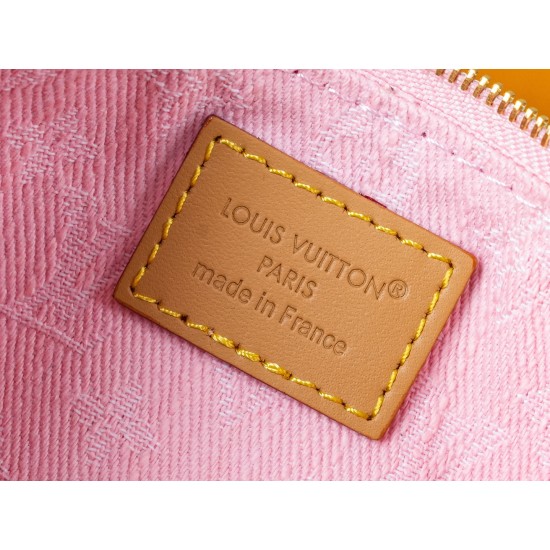 LV Pochette