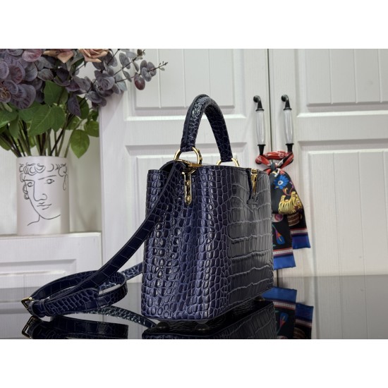 LV Capucines