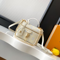 LV Pouch