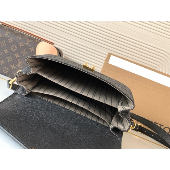LV Pochette