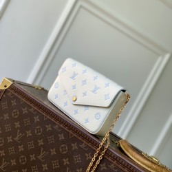 LV Pochette