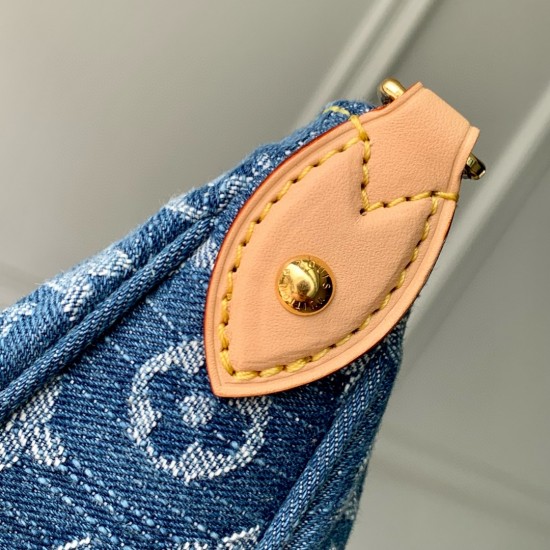 LV Pochette