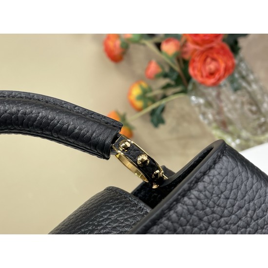 LV Capucines