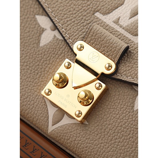 LV Pochette