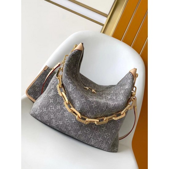 LV Coussin