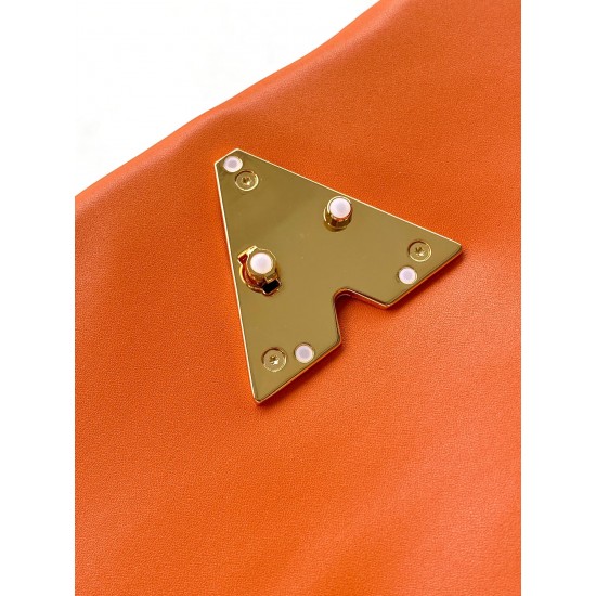 LV Twist