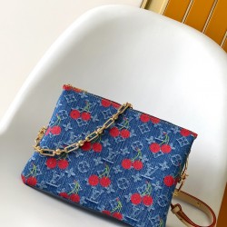 LV Coussin