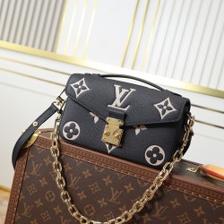 LV Pochette