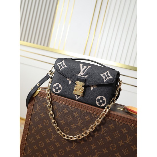 LV Pochette