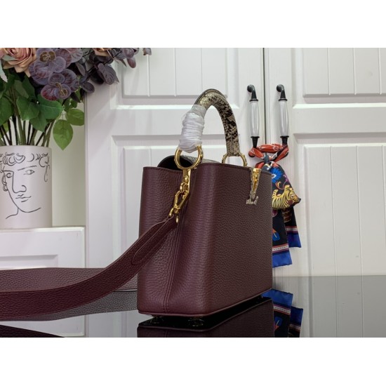 LV Capucines